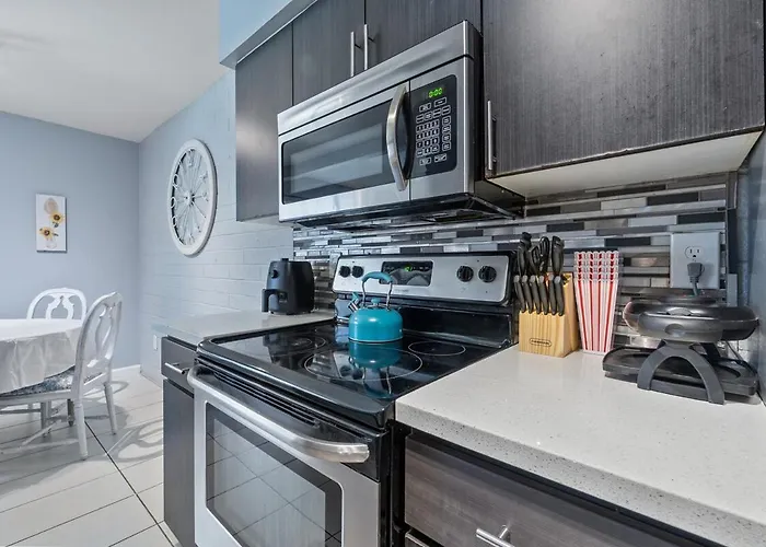 Pet & Family Friendly 2br Fenced Yard King Bed * Phoenix