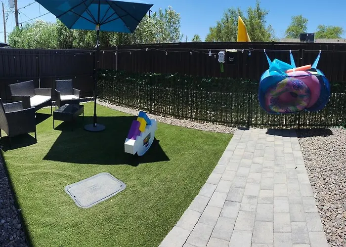 Pet & Family Friendly 2br Fenced Yard King Bed